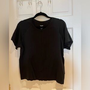 Old Navy Fitted Cropped Workout T-Shirt